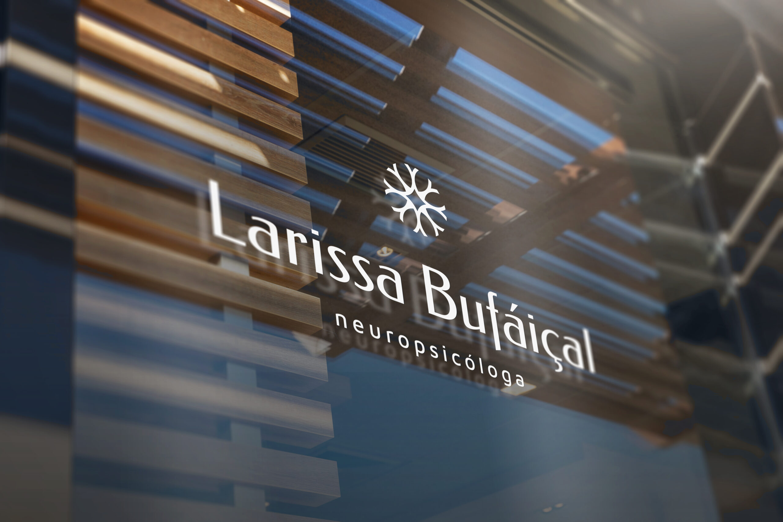 Logo Larissa